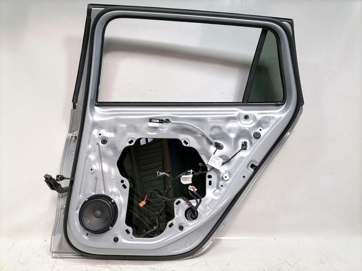 VW Passat B9 original Tür hinten rechts LM7P Oyster Silver Kombi Variant Rohbau Bj.2024